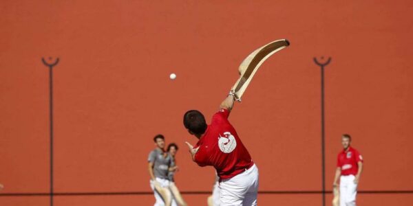 sport local : la pelote basque !